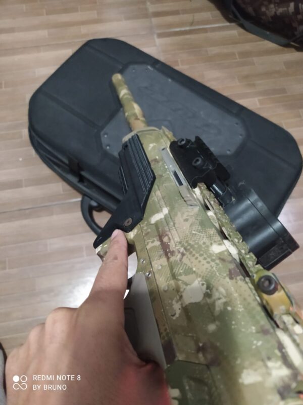 MagWell Fechado CQB com trilho da Dye Dam Paintball