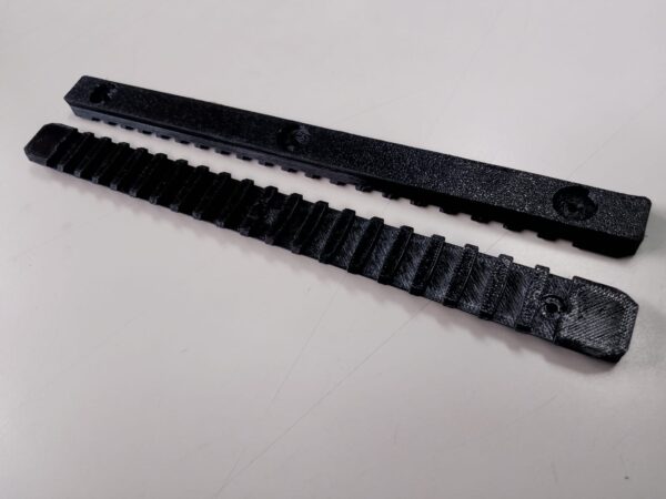 02 Trilho do Handguard da TM-15 Clássica