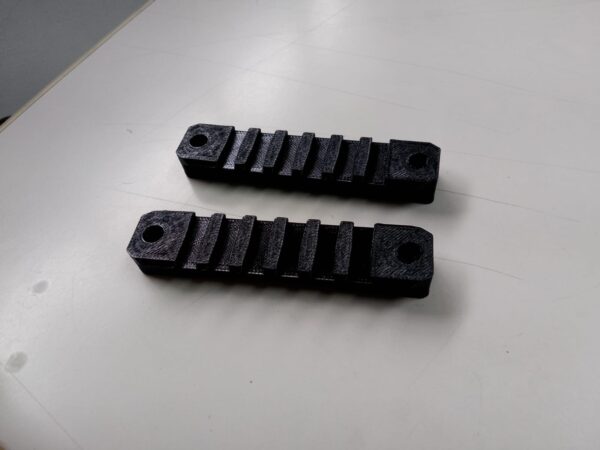 02 Trilho do Handguard da TM-7