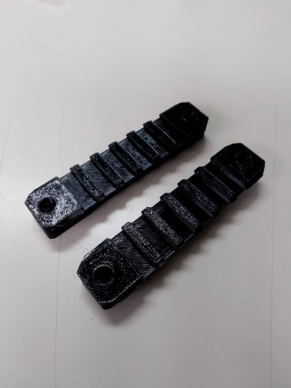 02 Trilho do Handguard da TM-7